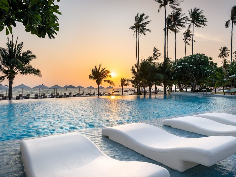 Phi Phi Island Village Beach Resort 18