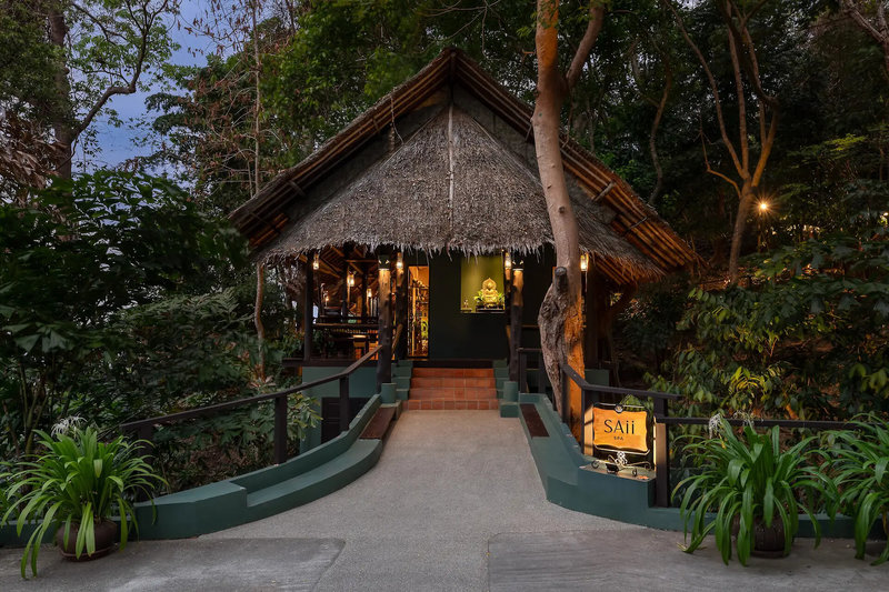 SAii Phi Phi Island Village 16