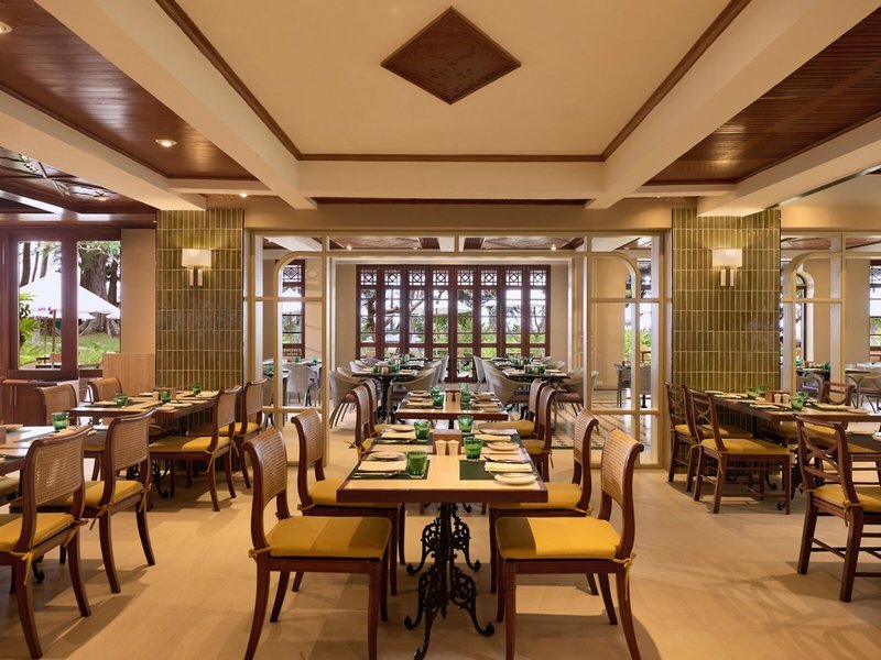 Dusit Thani Laguna Phuket 15