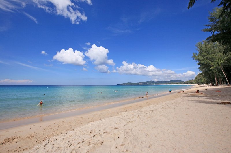 Amora Beach Resort Phuket 2