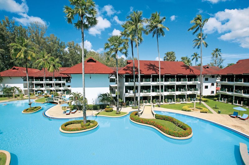 Amora Beach Resort Phuket 7