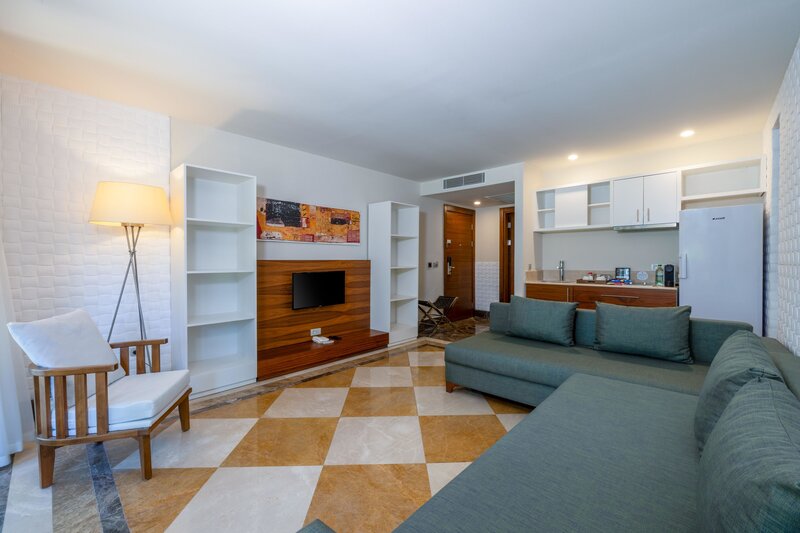 Nirvana Mediterranean Excellence 28