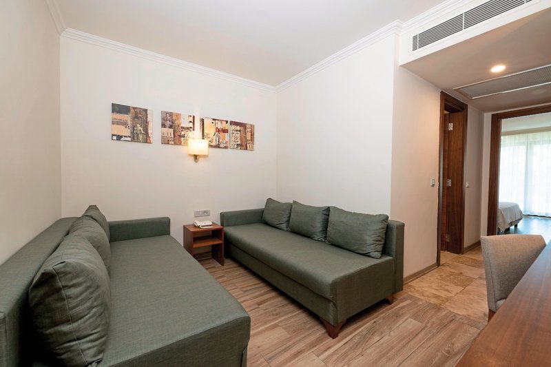 Nirvana Mediterranean Excellence 4