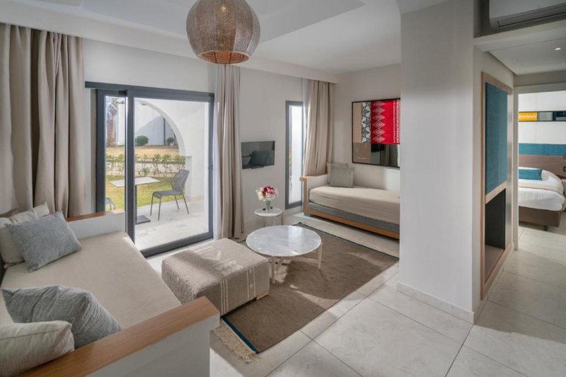 Mirage Beach Club 13