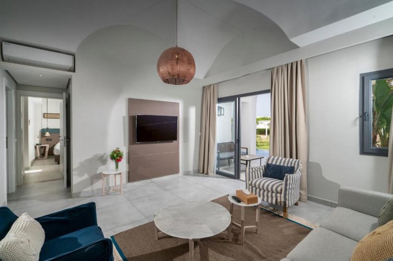 Mirage Beach Club 14