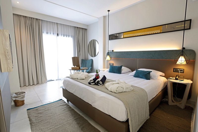 Mirage Beach Club 20