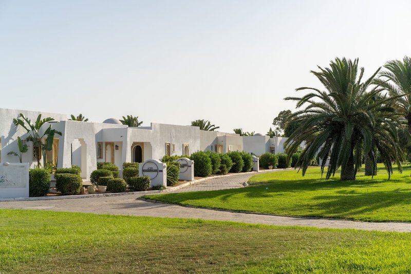 Mirage Beach Club 4