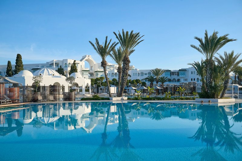 Mirage Beach Club 6