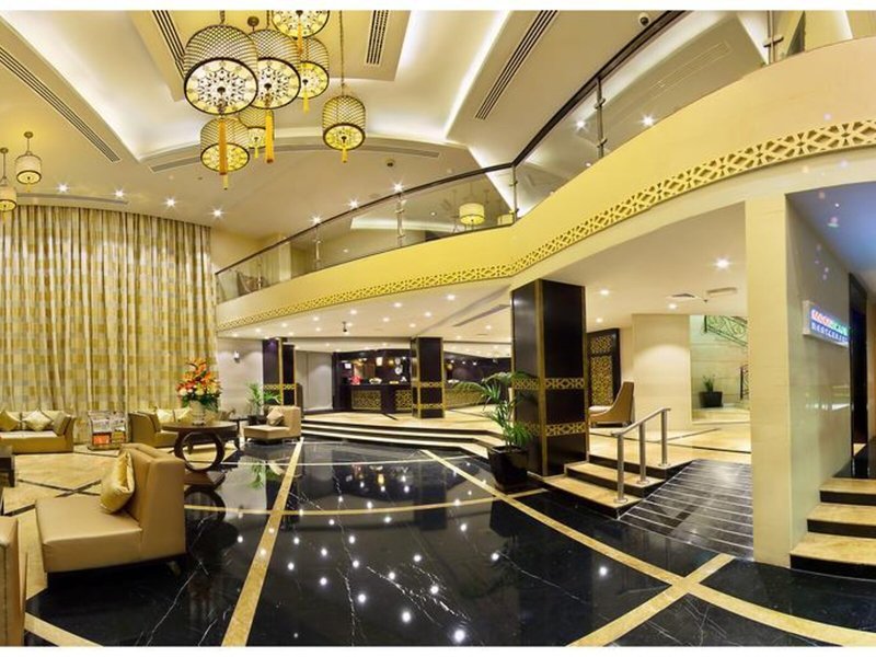 Lotus Grand Hotel 9