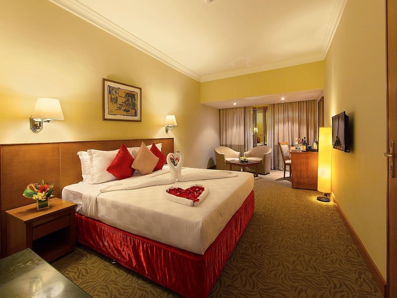 Lotus Grand Hotel 12