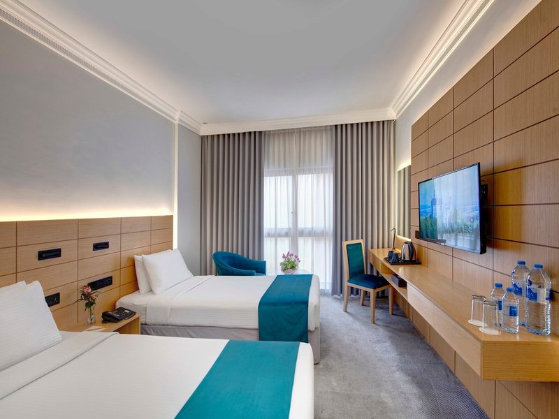 Lotus Grand Hotel 19