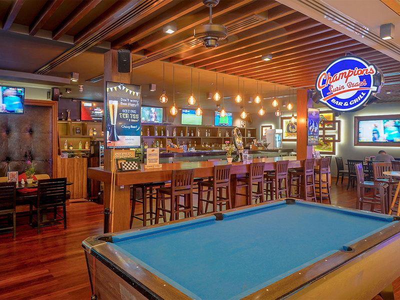 Novotel Phuket Surin Beach Resort 8