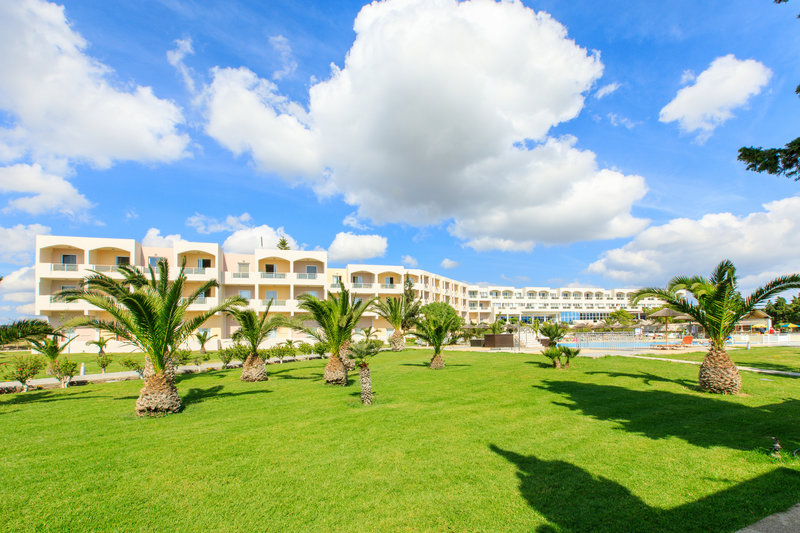 Sovereign Beach Hotel 1