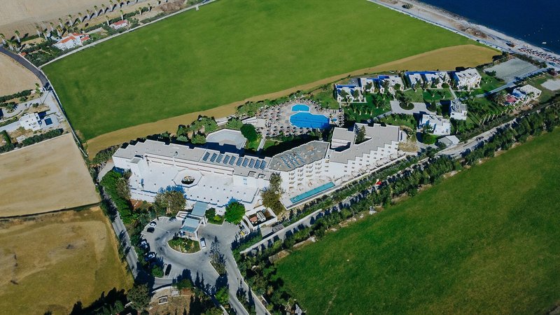 Sovereign Beach Hotel 6