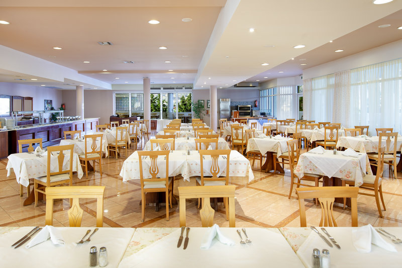 Sovereign Beach Hotel 15