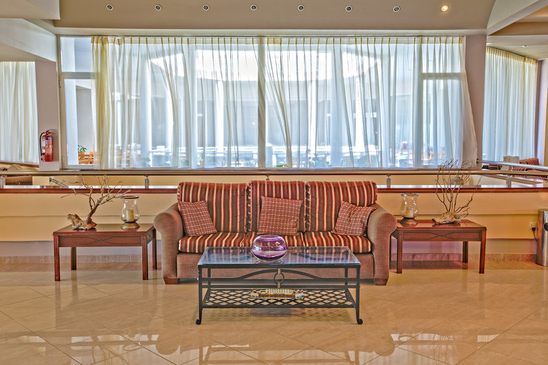 Sovereign Beach Hotel 6
