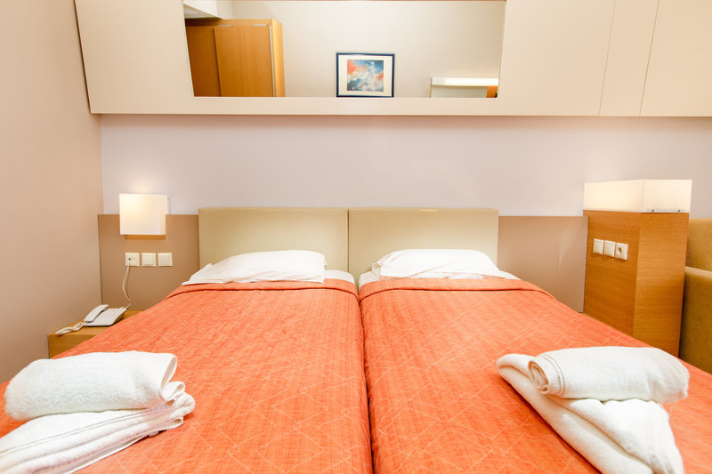 Sovereign Beach Hotel 9