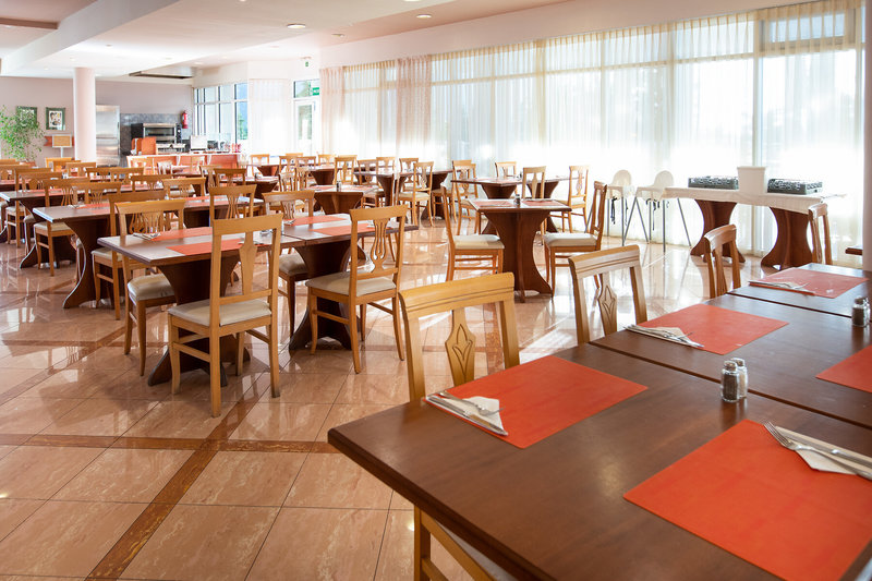 Sovereign Beach Hotel 12