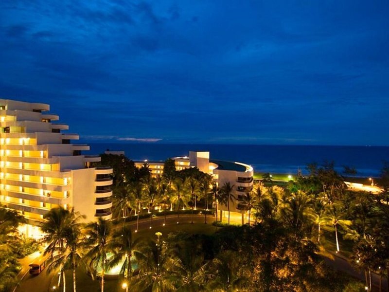 Hilton Phuket Arcadia Resort & Spa 1