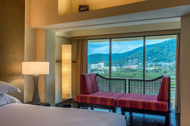 Pullman Phuket Karon Beach Resort 14