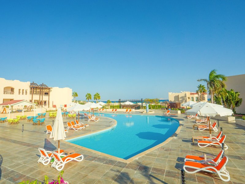 Ivy Cyrene Sharm Resort 3