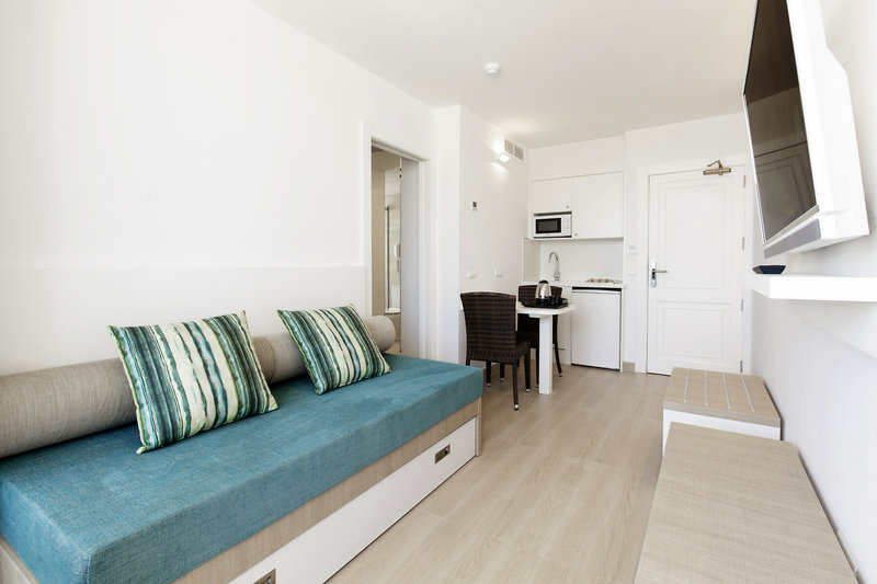 Marvell Club Hotel & Apartments 8