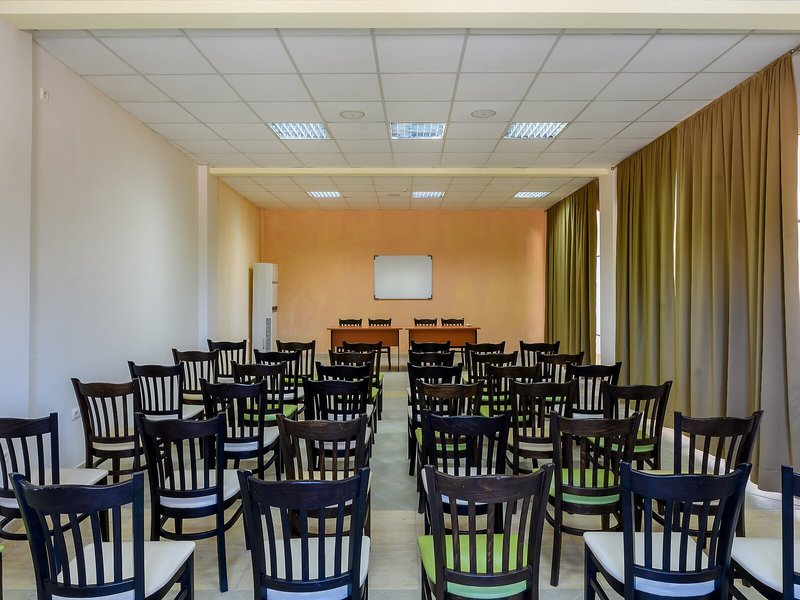 Midia Family Resort 35