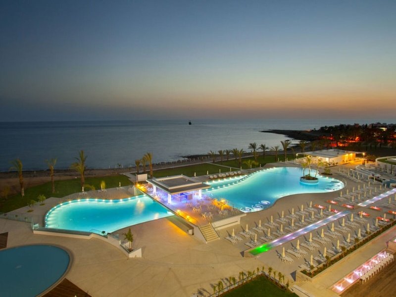 King Evelthon Beach Hotel & Resort 21