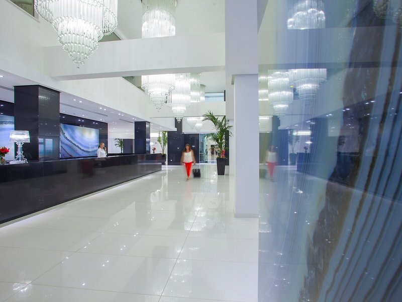 King Evelthon Beach Hotel & Resort 23