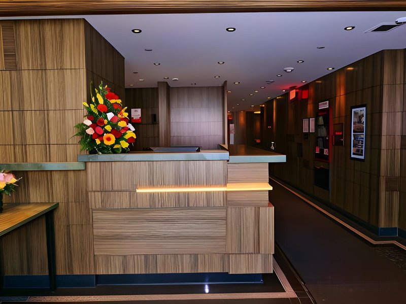 Opera House Hotel