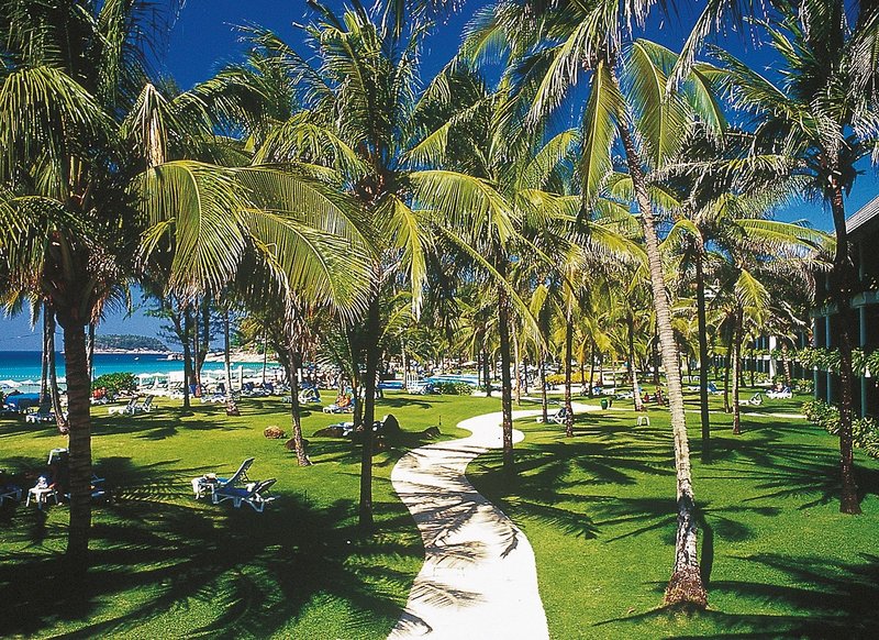 Katathani Phuket Beach Resort 5