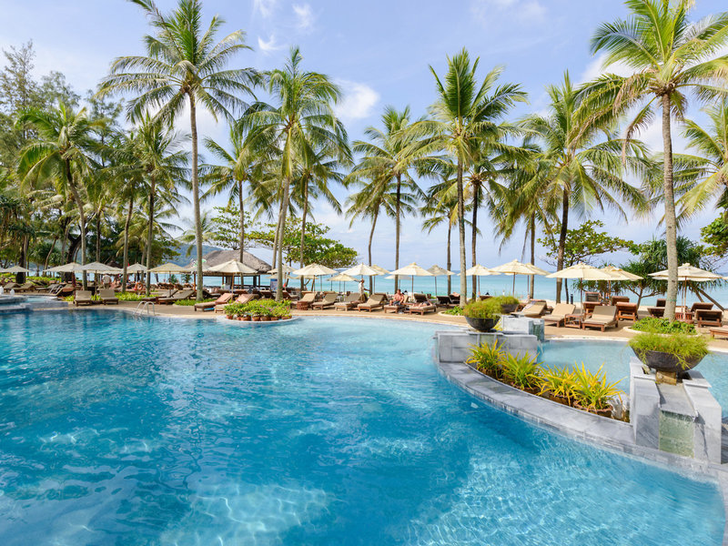Katathani Phuket Beach Resort 9