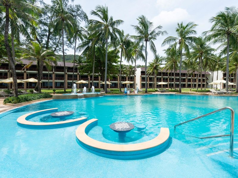Katathani Phuket Beach Resort 16