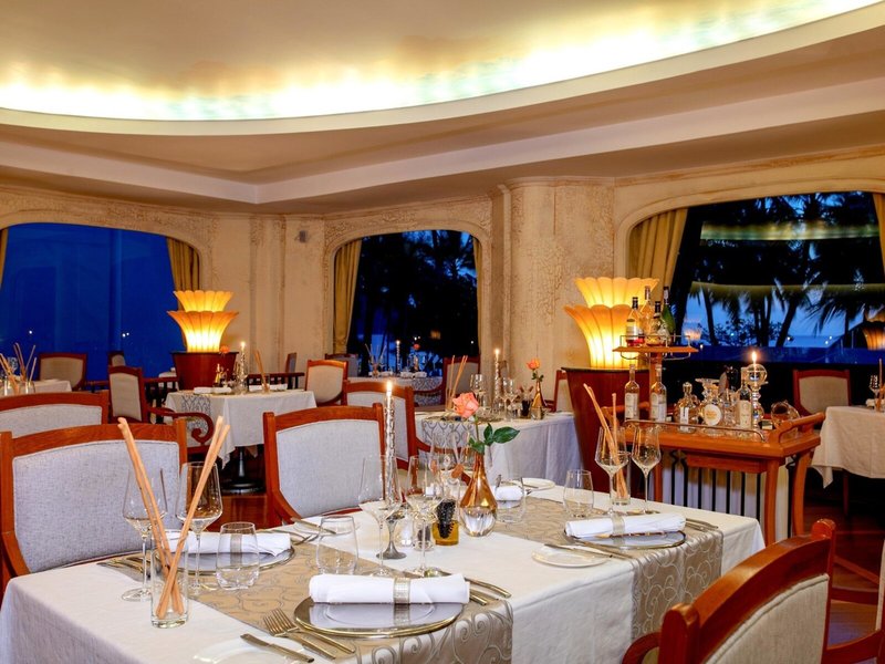 Katathani Phuket Beach Resort 42