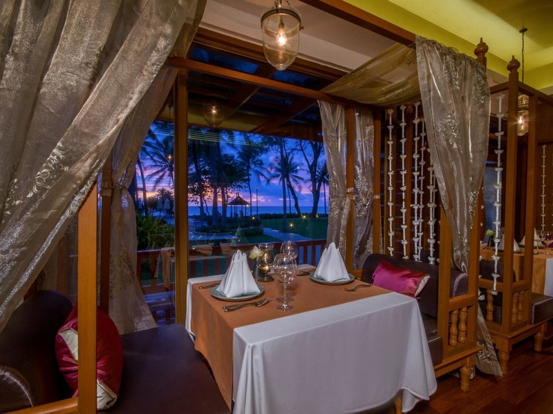 Katathani Phuket Beach Resort 46