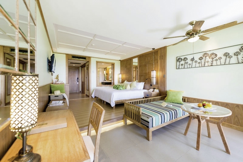 Katathani Phuket Beach Resort 18