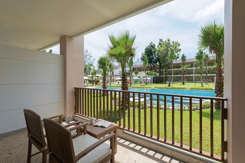 Katathani Phuket Beach Resort 21