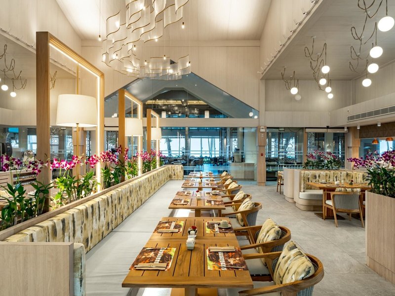 Katathani Phuket Beach Resort 36