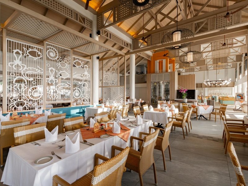 Katathani Phuket Beach Resort 38