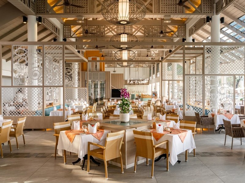 Katathani Phuket Beach Resort 39