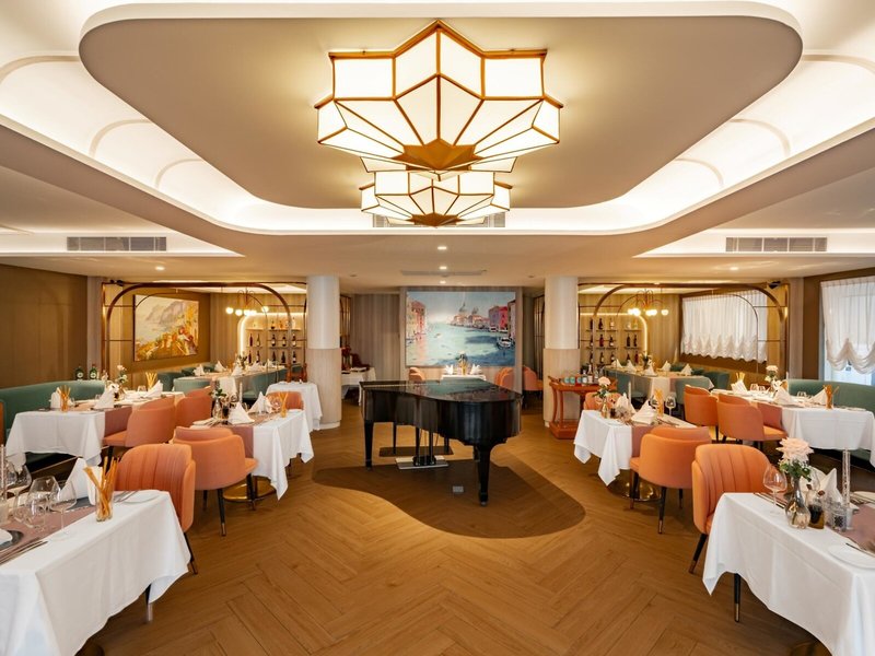 Katathani Phuket Beach Resort 42