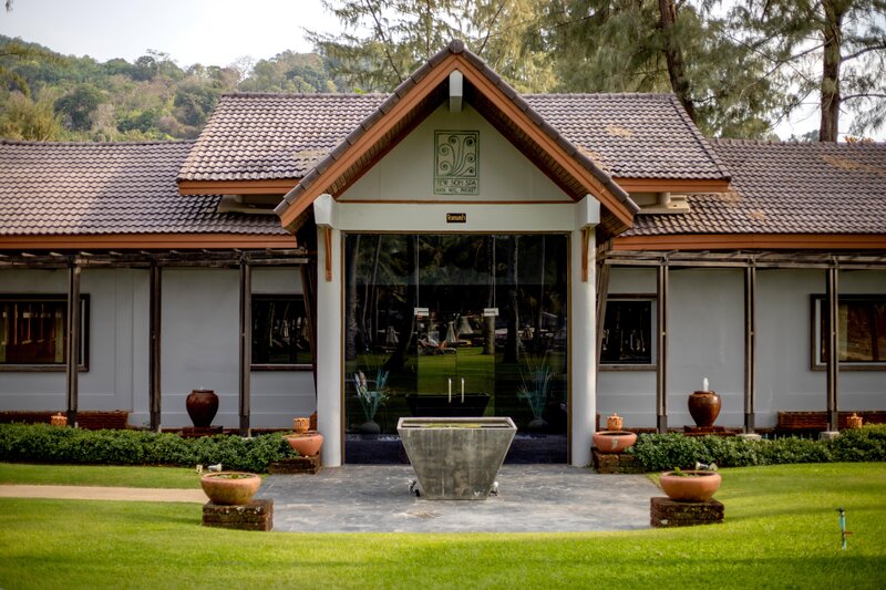 Katathani Phuket Beach Resort 29