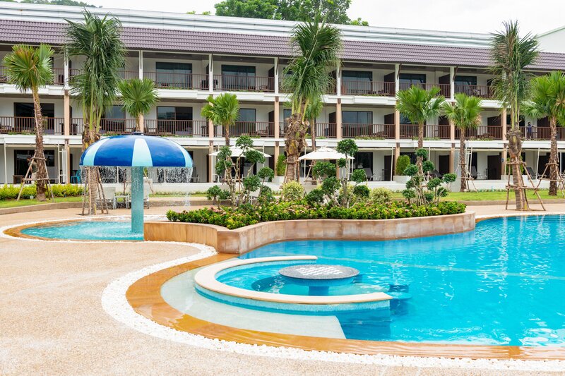 Katathani Phuket Beach Resort 43