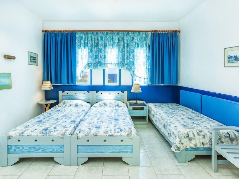 Xenios Faros Apartments  6