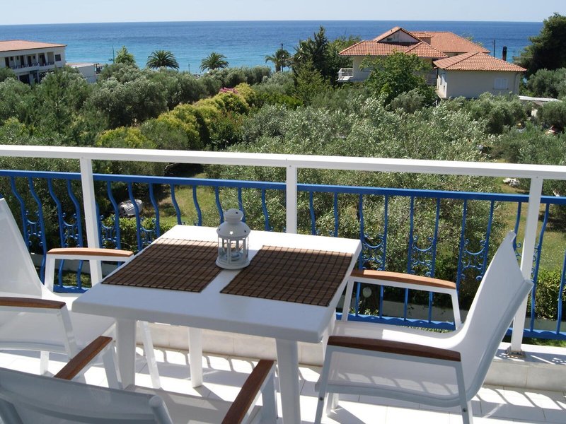 Xenios Faros Apartments  15