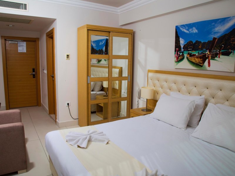 Dragut Point North 24