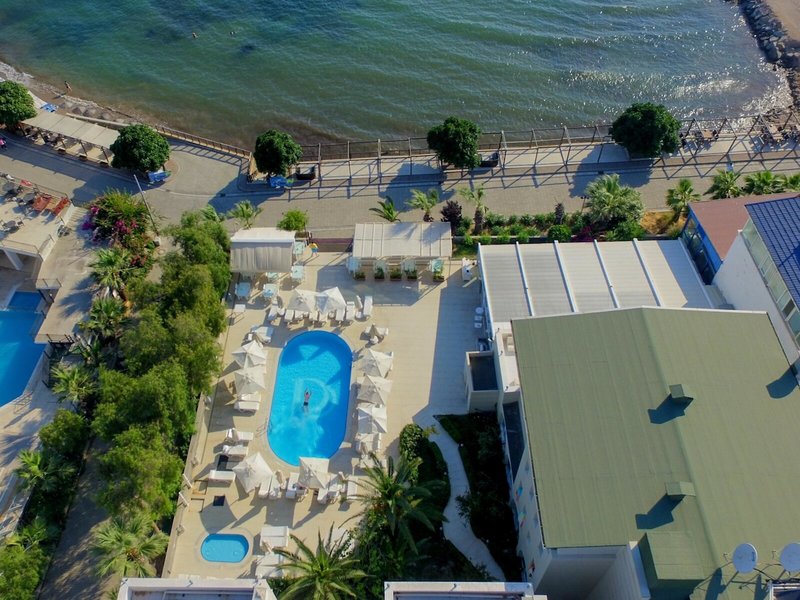 Dragut Point North Hotel 1