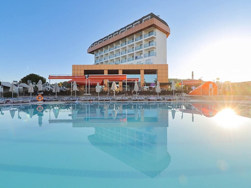 Throne Beach Resort & Spa 1