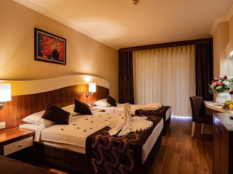 Throne Beach Resort & Spa 19