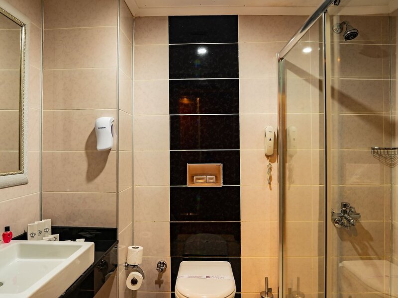 Throne Beach Resort & Spa 8